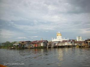 addtext_com_MjI0NzUxMTIwODE5